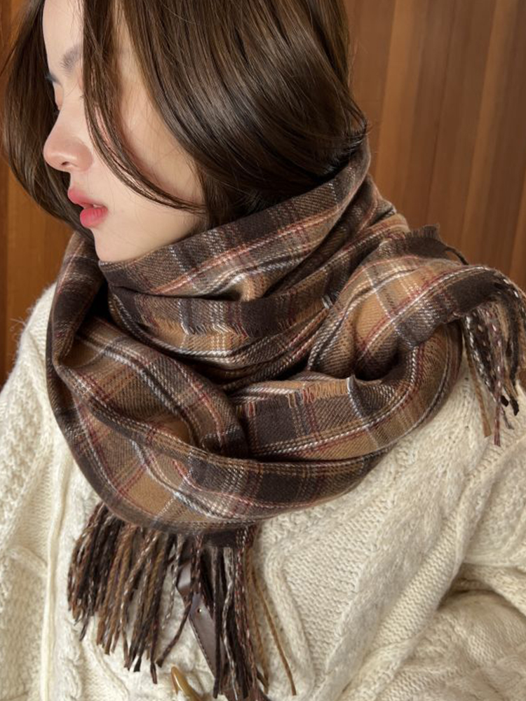 Nuova Sciarpa Donna in Imitazi - Woven Scarf Blanket recensione e prezzo