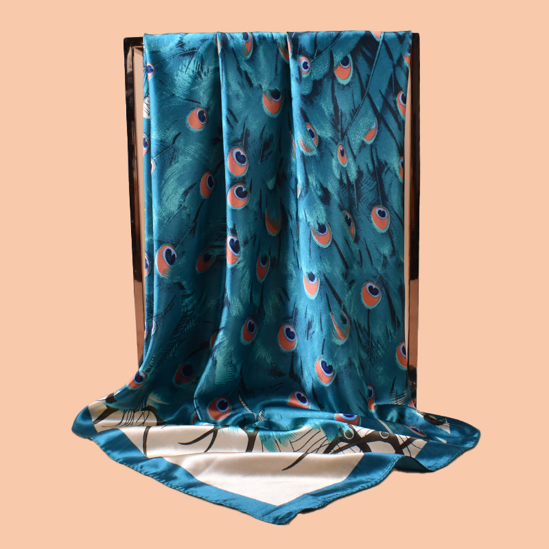 Sciarpa quadrata grande da don - Scarf Silk Square recensione e prezzo